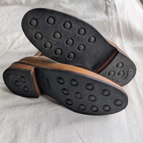 Nisolo Carmen Chelsea Boot - Picture 9 of 12